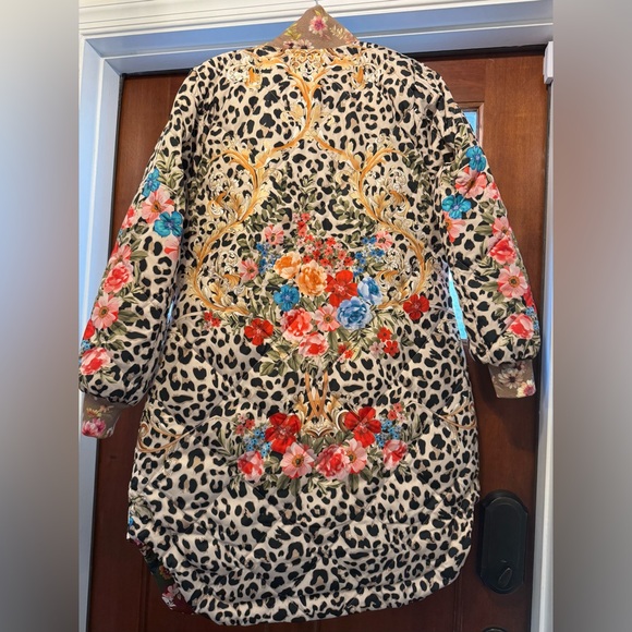 Johnny Was Puffer Jacket - Picture 7 of 7